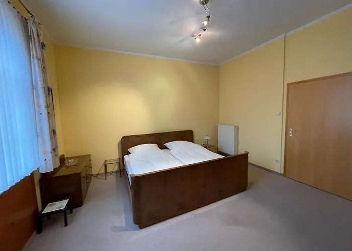 Pfaffenhof * Herxheim am Berg